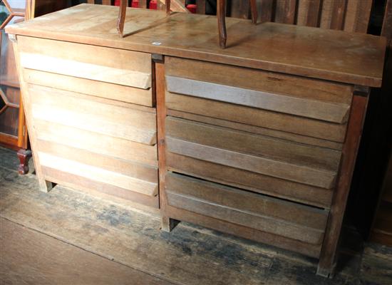 Large oak 6 drawer storage chest